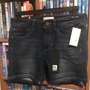 DL1961 PiperCuffed Girls Dark Blue Wash Smart Denim Shorts Sz 16